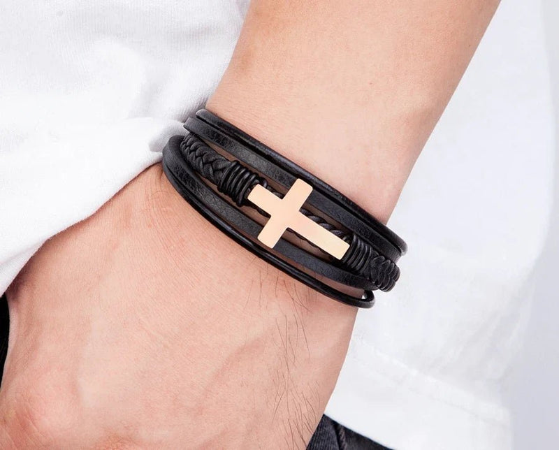 Bracelete Masculino Cristão de Couro Trançado Multi - Camadas com Fecho Magnético - TechnoLoja