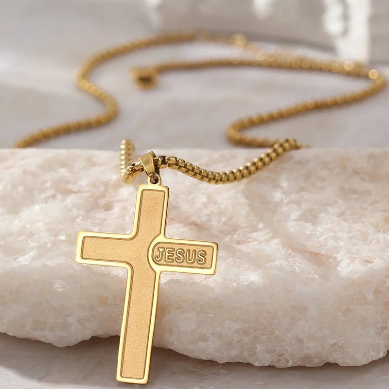 Colar Feminino Religioso em Aço inoxidável com Pingente Cruz com Nome Jesus - TechnoLoja