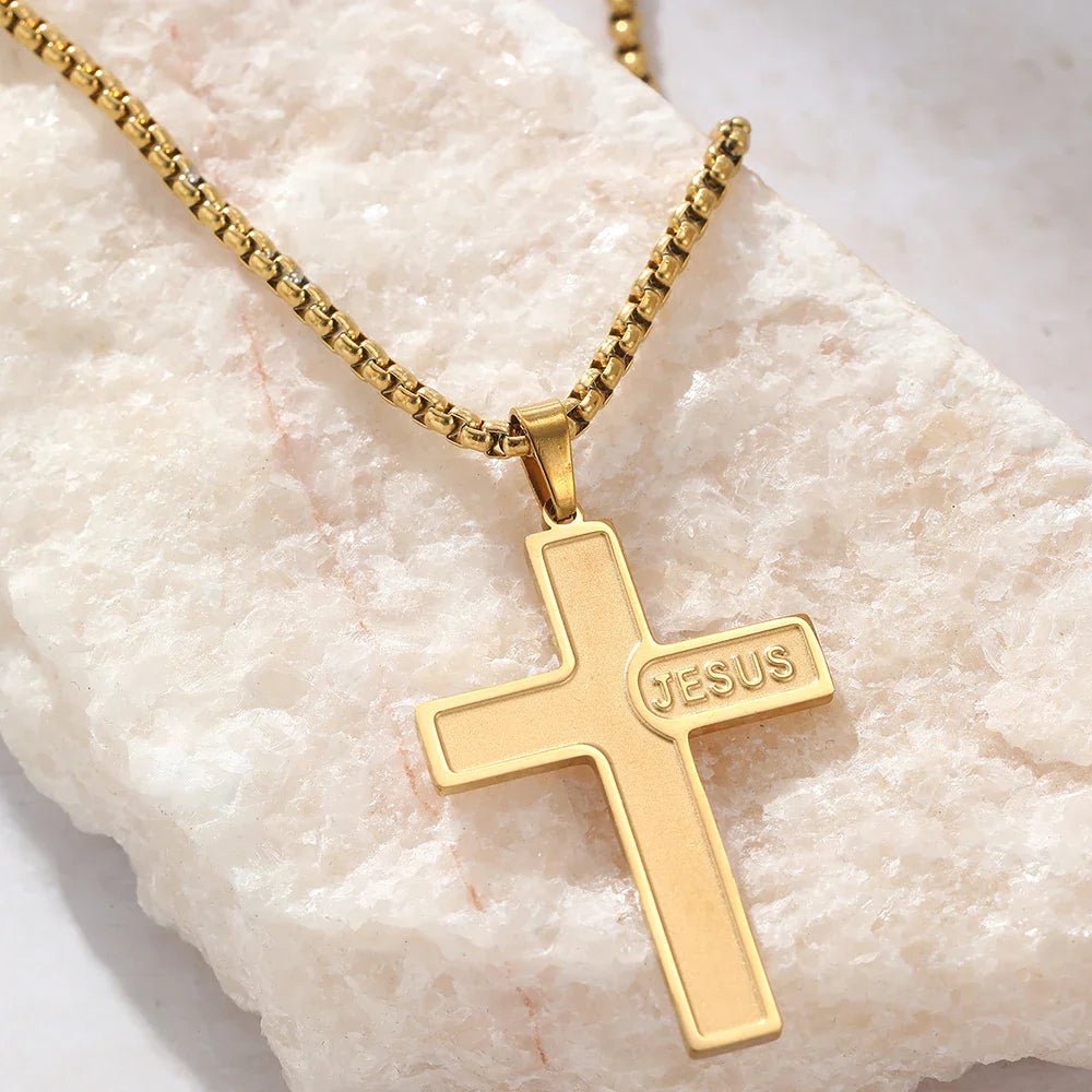Colar Feminino Religioso em Aço inoxidável com Pingente Cruz com Nome Jesus - TechnoLoja