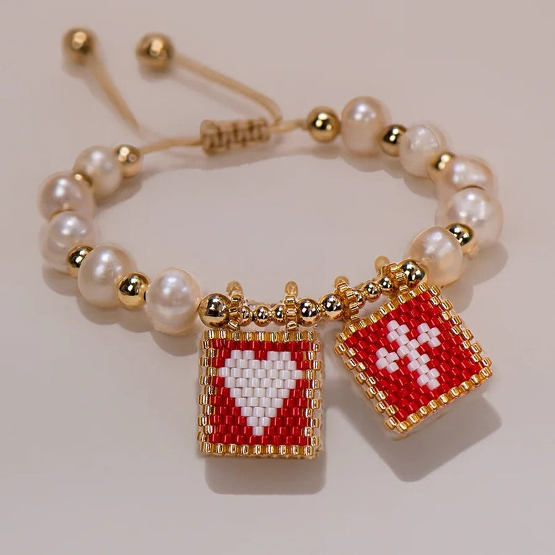 Pulseira Feminina com Pingente Coração e Cruz de Pérola Bênção de Amor - TechnoLoja