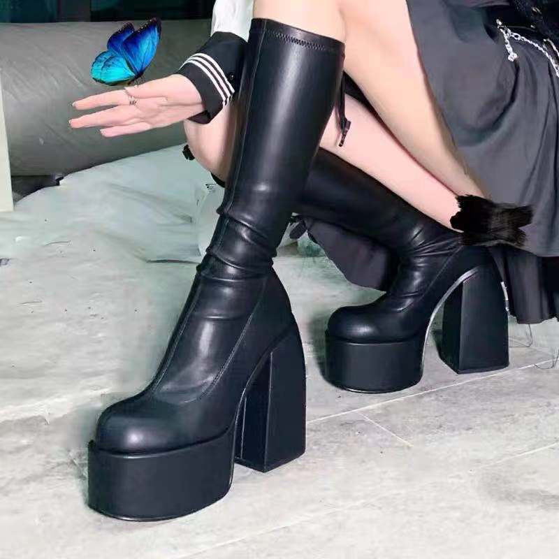 Bota Feminina Kira - TechnoLoja