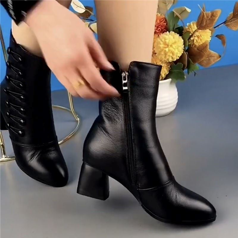 Bota Italiana Feminina de Couro Cano Curto - Frete Grátis - TechnoLoja