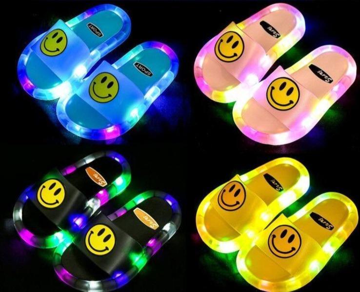 EMOJI-KIDS - CHINELO LED MODA 2021 - TechnoLoja